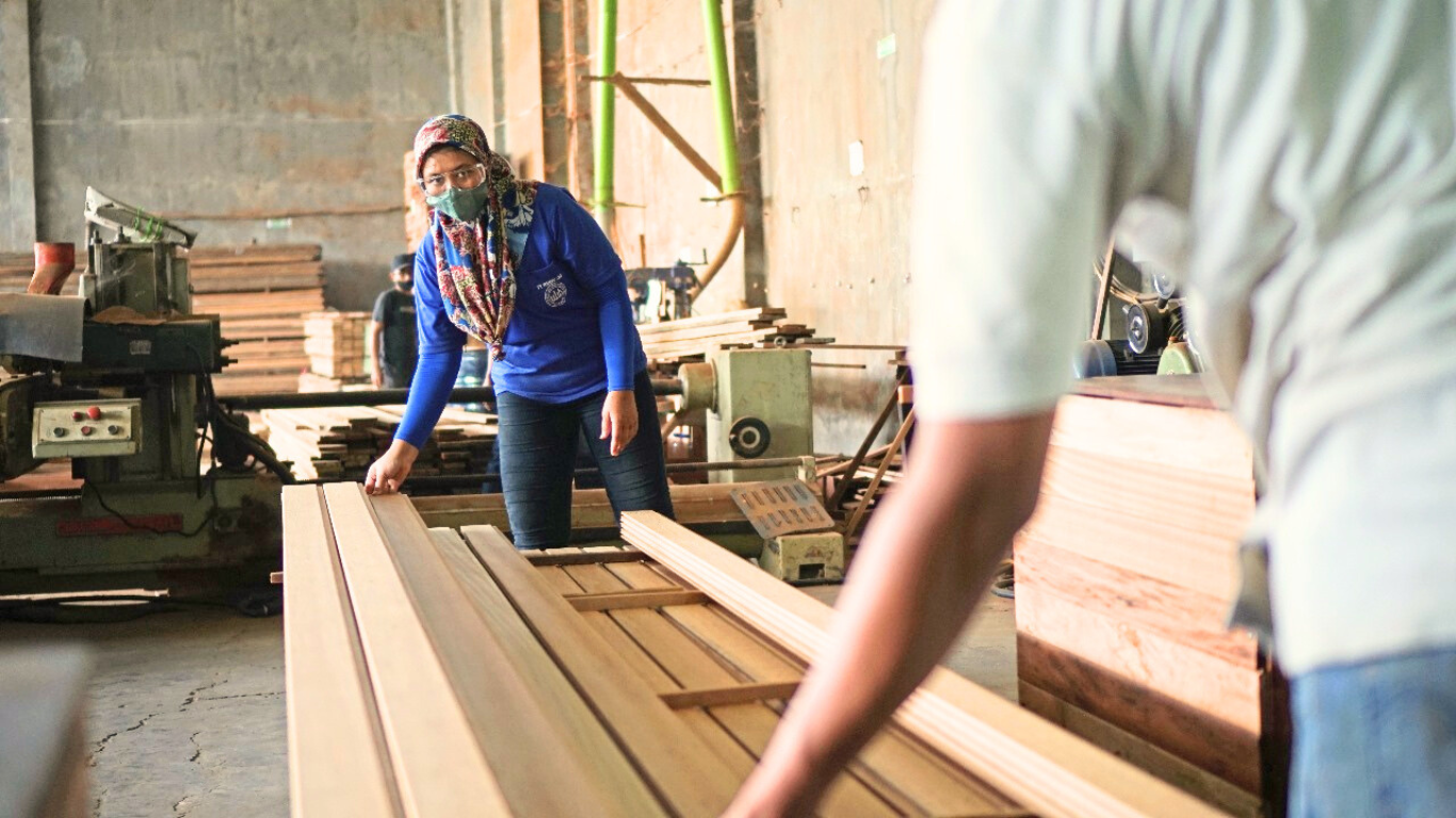 Indonesia Wood Manufacturer Rangka-8